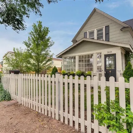 The Historic Blue Bird Cottage Colorado Springs Exterior photo